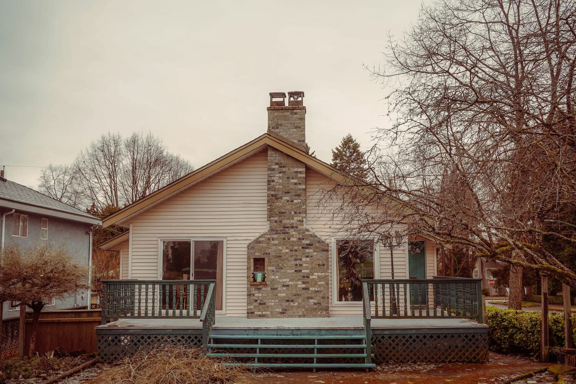 Connecticut residential exterior used for Suffield service-area planning